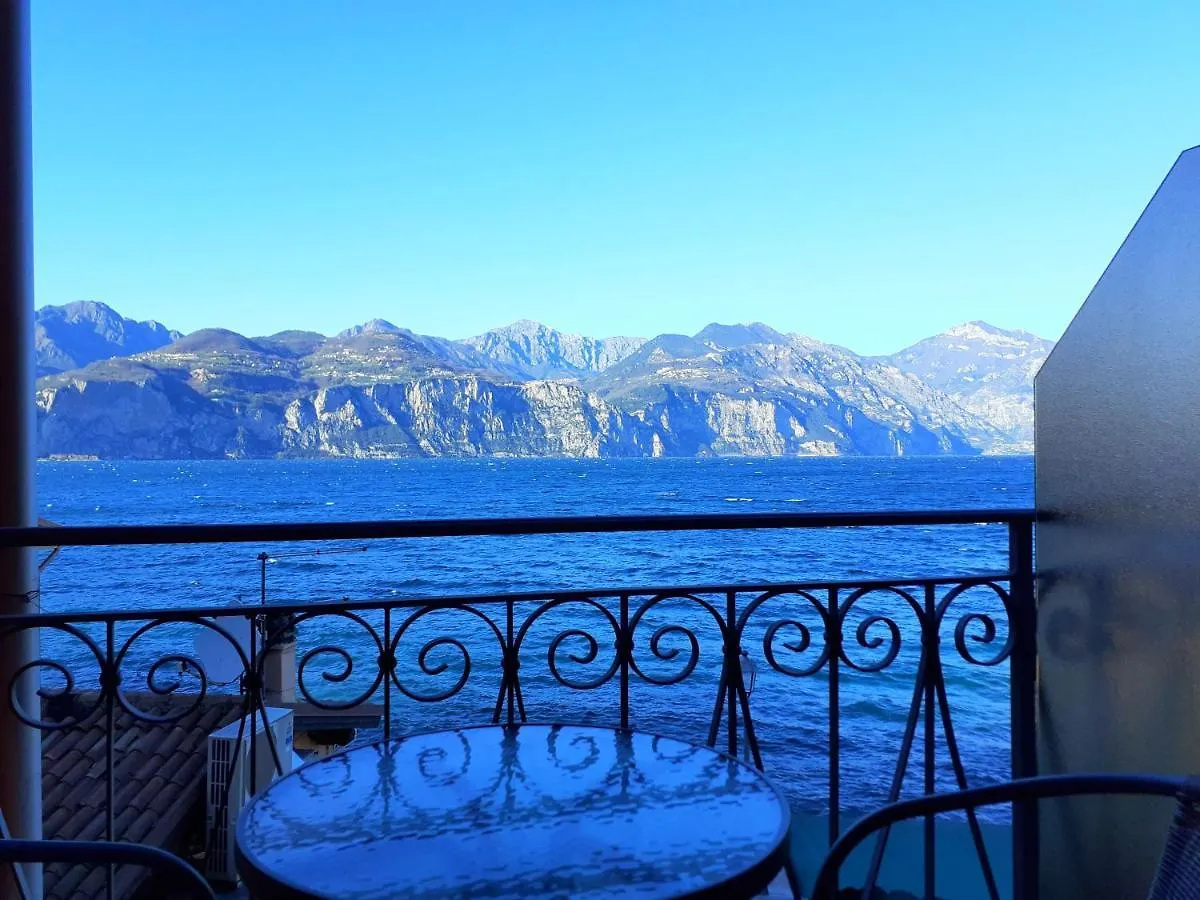 Casa Giardino Apartment Malcesine