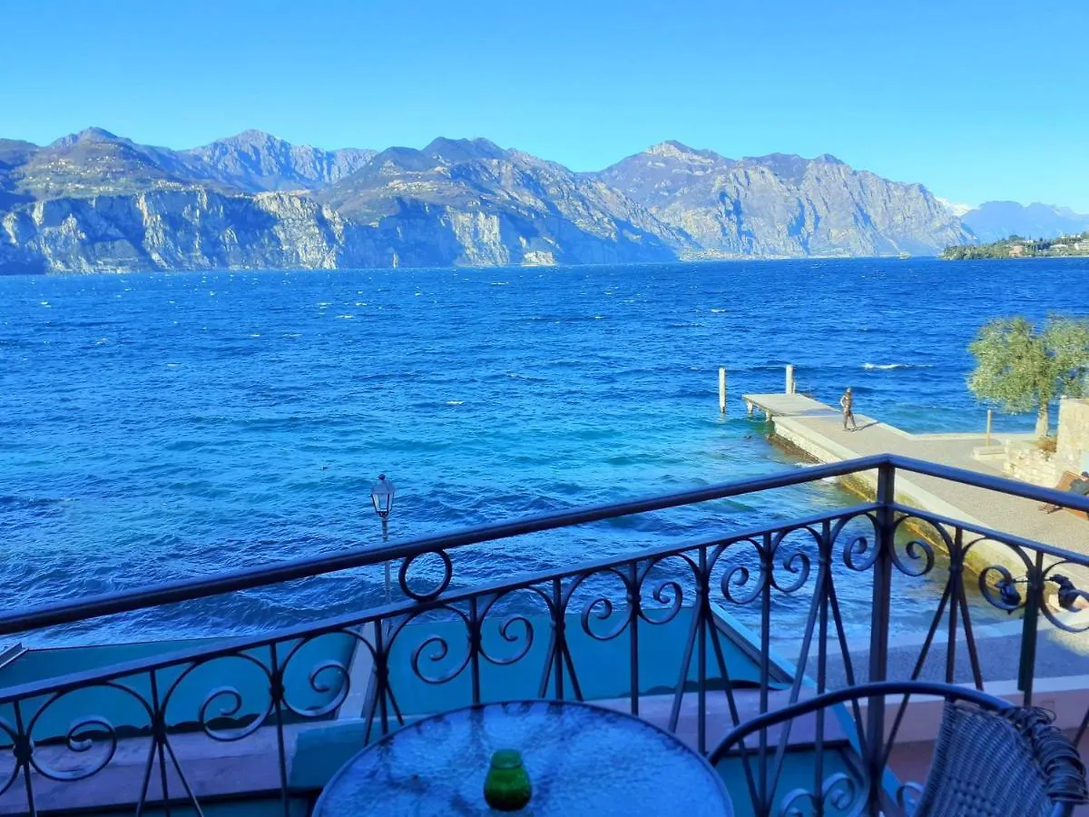 Casa Giardino Apartment Malcesine